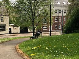 Two-bedroom Near Windsor Castle by Belvilla