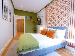 Burnham Beeches One-bedroom Apartment by Belvilla