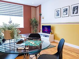 Burnham Beeches One-bedroom Apartment by Belvilla