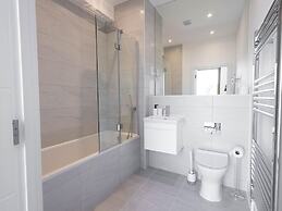 Wimbledon Tennis Retreat 3-bedroom by Sojo Stay