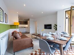Horniman Museum Harmony Two-bedroom by Sojo Stay