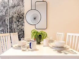 Explore Granary Square Two Bedroom by Belvilla