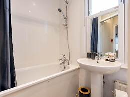 Explore Granary Square Two Bedroom by Belvilla