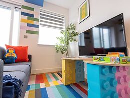 Two-bedroom Legoland Windsor Resort by Belvilla