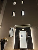 INCORSO • Smart Luxury Stay • near Airport • 24HR Check in