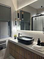 INCORSO • Smart Luxury Stay • near Airport • 24HR Check in