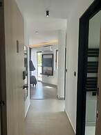 INCORSO • Smart Luxury Stay • near Airport • 24HR Check in