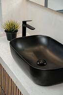 INCORSO • Smart Luxury Stay • near Airport • 24HR Check in