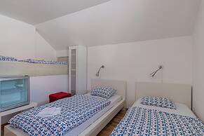 Lavric Hideaway Room 5
