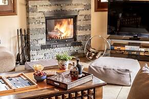 Troodos Mature Pine Chalet