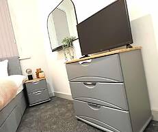 Darlington Suites by SA Stays