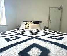 Darlington Suites by SA Stays