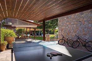 Iris Stone Built Villa