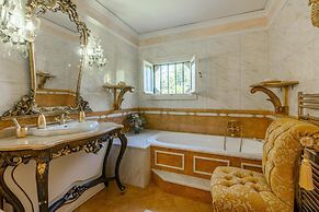 Palazzo Reale Superior Villa