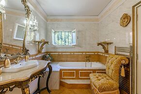 Palazzo Reale Superior Villa