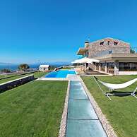 Armonia Luxury Villa