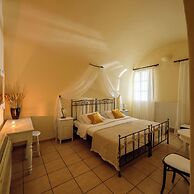 Ikio Concept Santorini