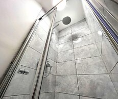 Chantry Suites by SA Stays