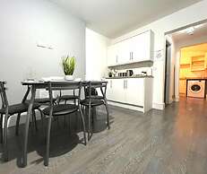 Chantry Suites by SA Stays