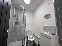 Chantry Suites by SA Stays