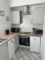 Newly Renovated 2-bed Apartment in Peterhead