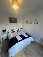 Newly Renovated 2-bed Apartment in Peterhead