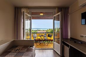 House Hortenzia Lake View