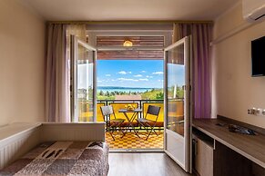House Hortenzia Lake View