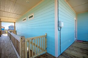 Tidewater 4 Bedroom Home by RedAwning