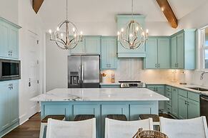 Tidewater 4 Bedroom Home by RedAwning