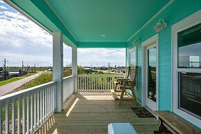 Sea Glass Cottage 2 Bedroom Home by RedAwning