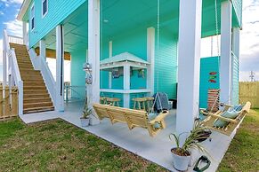 Sea Glass Cottage 2 Bedroom Home by RedAwning