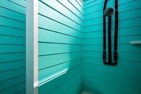 Sea Glass Cottage 2 Bedroom Home by RedAwning