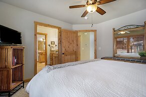 Solitude Bobcat #4 -- Estes Park -- Mountain Cabin Condo With Fireplac