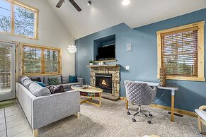 Solitude Bobcat #4 -- Estes Park -- Mountain Cabin Condo With Fireplac