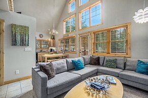 Solitude Bobcat #4 -- Estes Park -- Mountain Cabin Condo With Fireplac