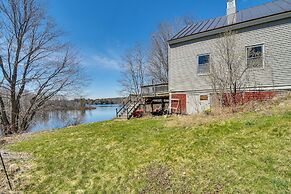 Lakefront Maine House ~ 4 Mi to Colby College