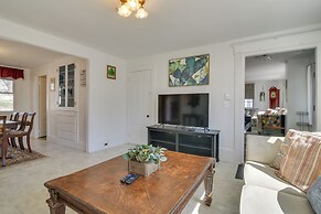 Lakefront Maine House ~ 4 Mi to Colby College