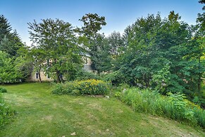 Lakefront Maine House ~ 4 Mi to Colby College