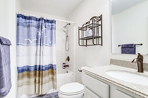 Near Beaches & Shops: Canal-front Selbyville Home