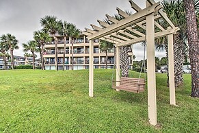 Oceanfront Hilton Head Island Condo w/ Pool Access