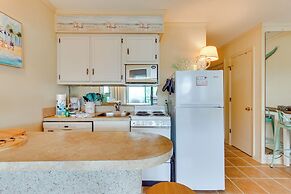 Oceanfront Hilton Head Island Condo w/ Pool Access