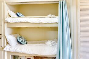 Oceanfront Hilton Head Island Condo w/ Pool Access