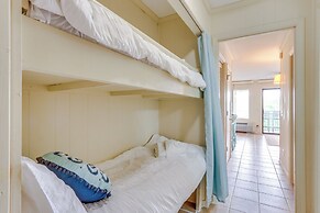 Oceanfront Hilton Head Island Condo w/ Pool Access