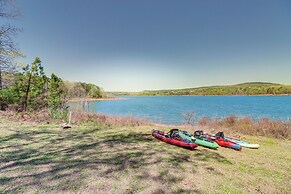 Tranquil Lakefront Greers Ferry Escape w/ Fire Pit
