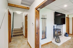 Tranquil Lakefront Greers Ferry Escape w/ Fire Pit