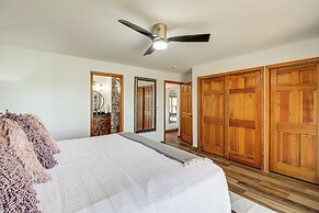 Tranquil Lakefront Greers Ferry Escape w/ Fire Pit