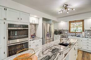 Tranquil Lakefront Greers Ferry Escape w/ Fire Pit