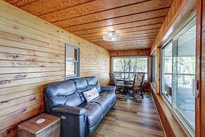Tranquil Lakefront Greers Ferry Escape w/ Fire Pit