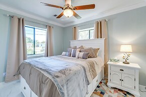 Port Charlotte Home w/ Lanai & Saltwater Pool!